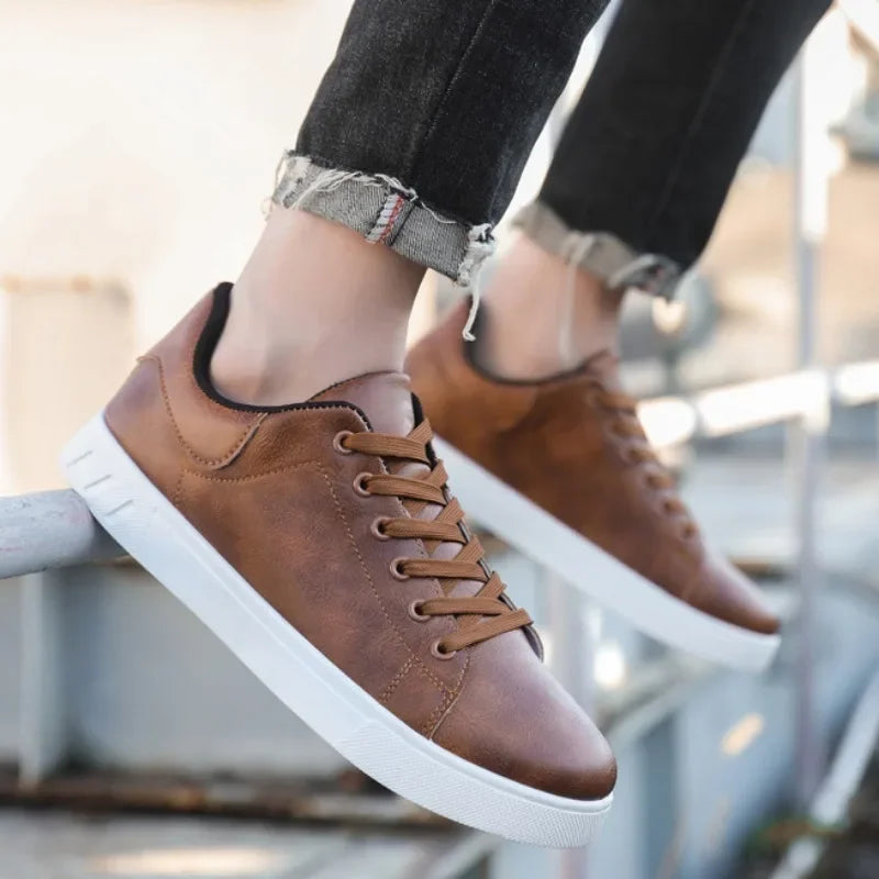 Trendige Herren-Ledersneaker